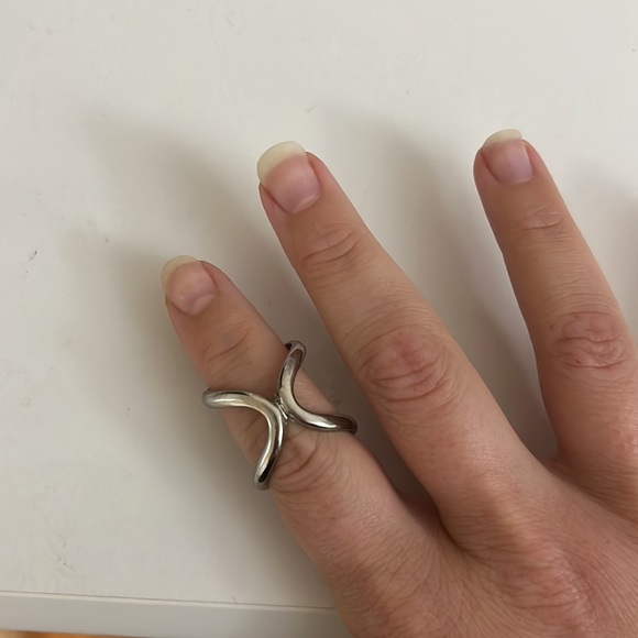 Ring - Picture 2 of 2